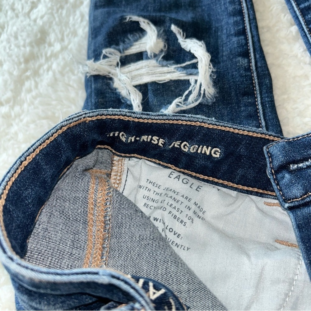 American Eagle Distressed High Rise Jeggings 00 Short - Picture 3 of 5
